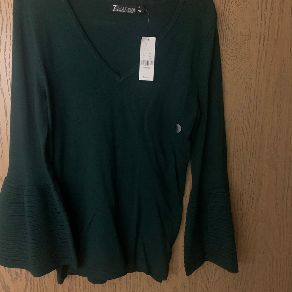 Nice long sleeve blusa, new